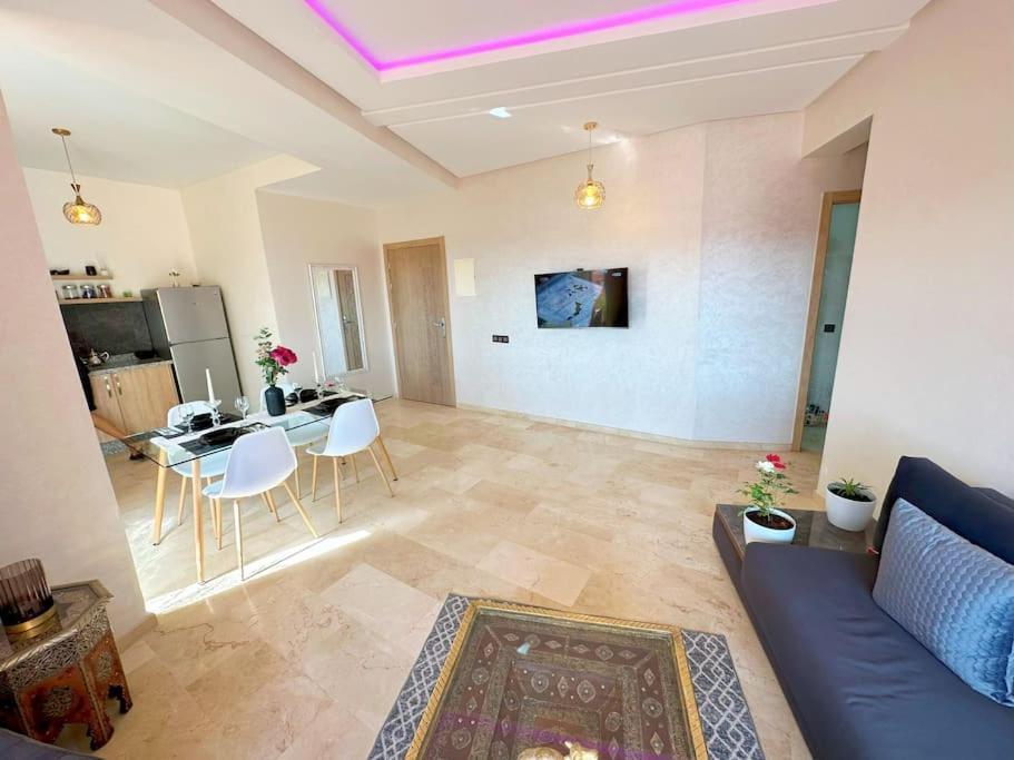 Appart Majorelle Terrasse Wifi Centre Ville Marrakesh Bagian luar foto